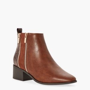 JustFab Bianka Zipper Detail Ankle Boot